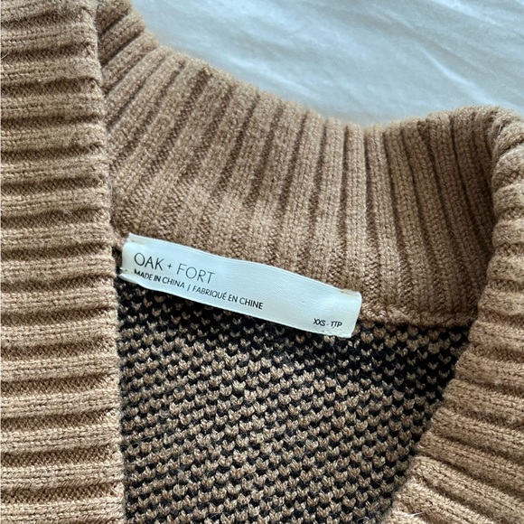 ❌ Sold ❌ Oak & Fort Plaid Cardigan - Picture 6 of 6